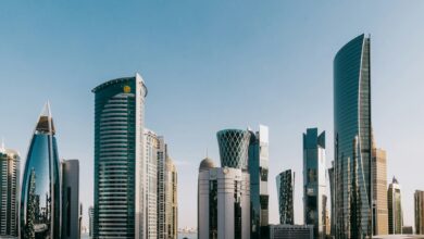 صورة أرشيفية لأفق الدوحة العمراني، تصوير Kenny عبر Unsplash